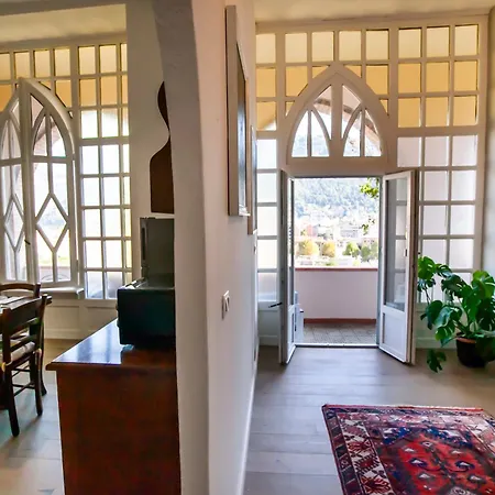 Il Loggiato * 코모